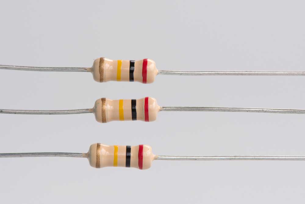 Ohm resistors (220)